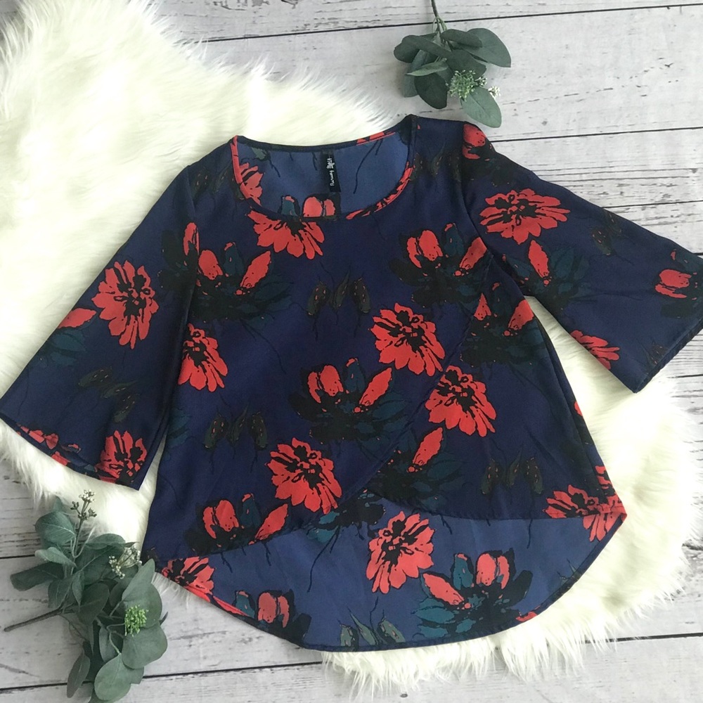 Runway Story Blouse NWOT
